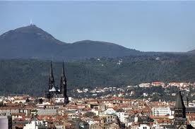 30225-host-4915c3fcc78c99c693557f622