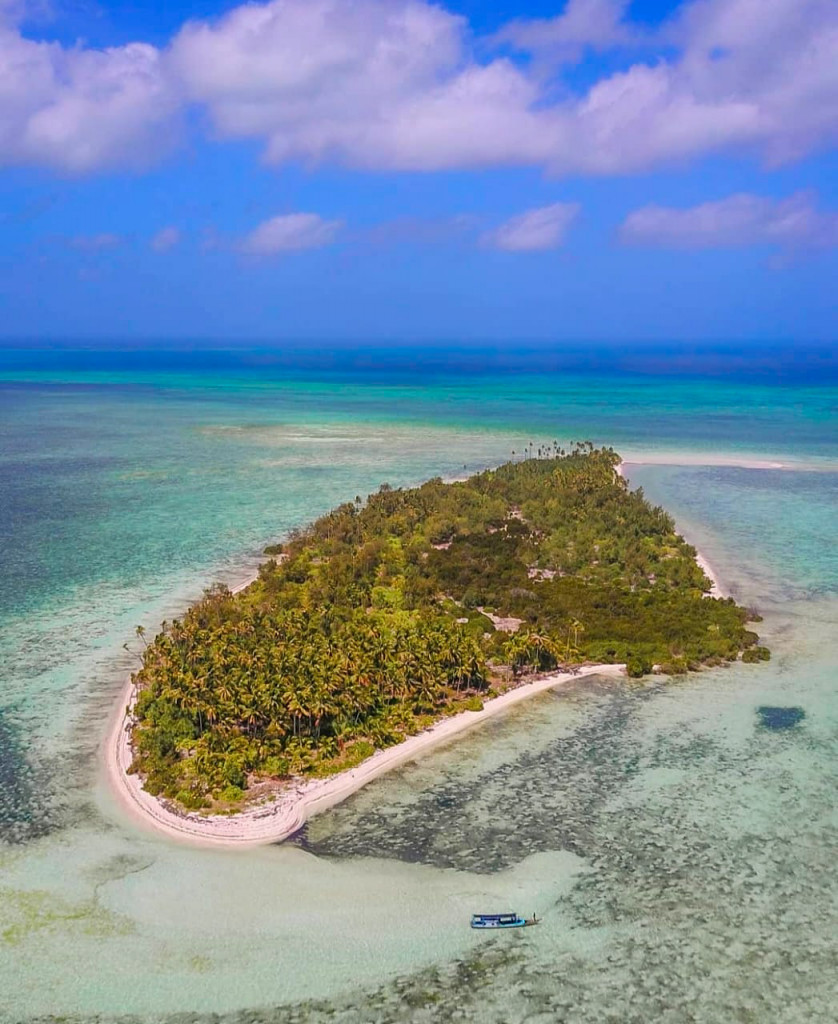 Help me to clean up with camping in the tiny island