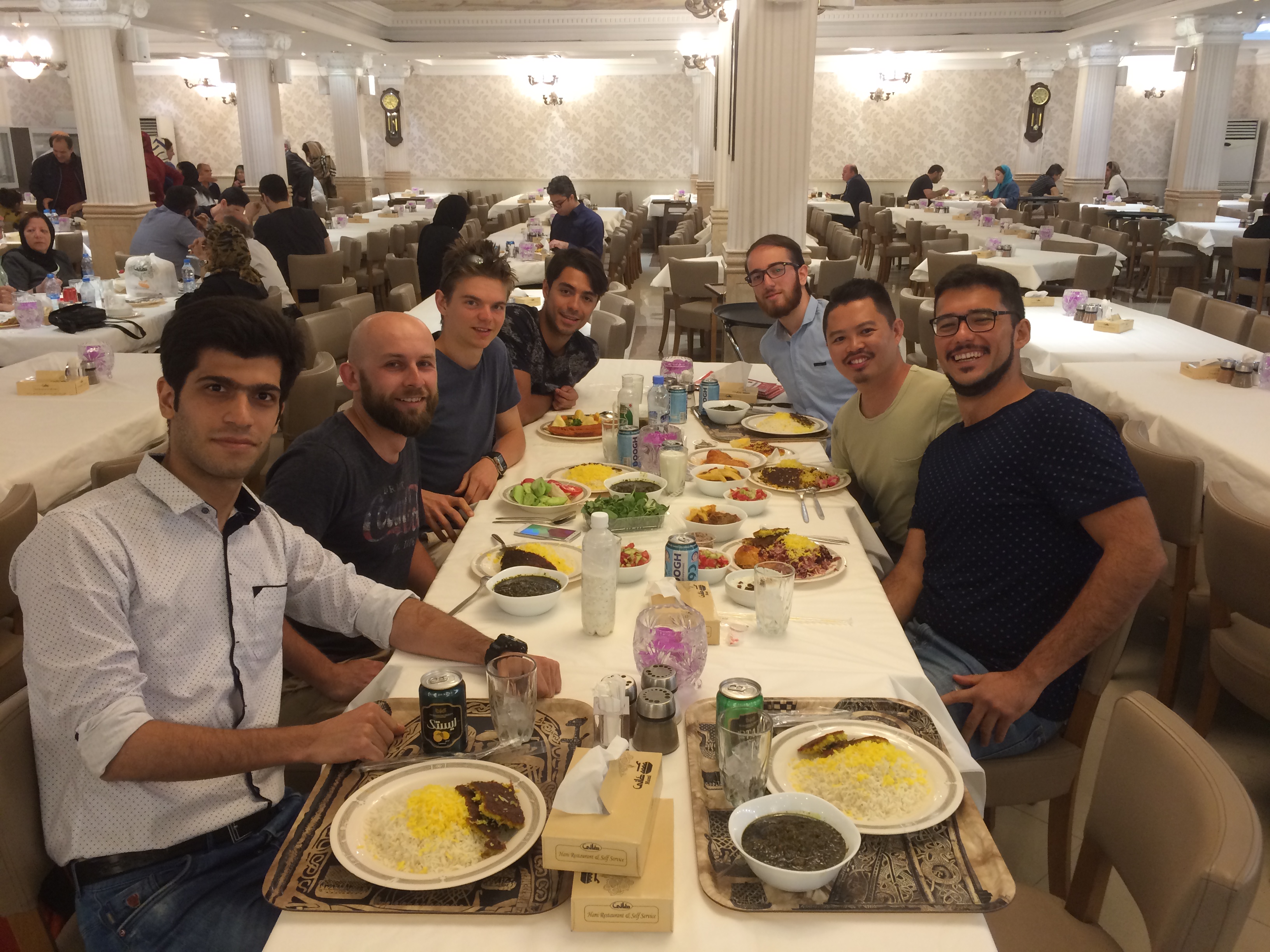 Iranian-Australian wanting to meet up in Tehran (No Hosting)