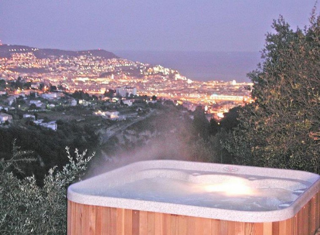 Luxurious Villa CLEMENT
