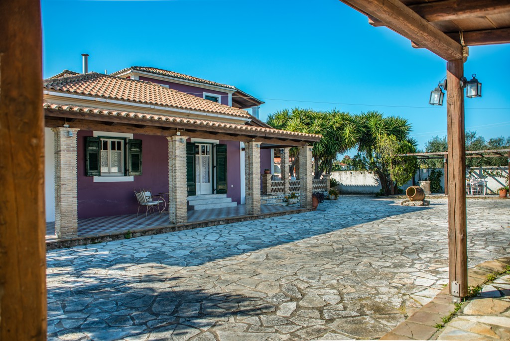 Ermioni Villa