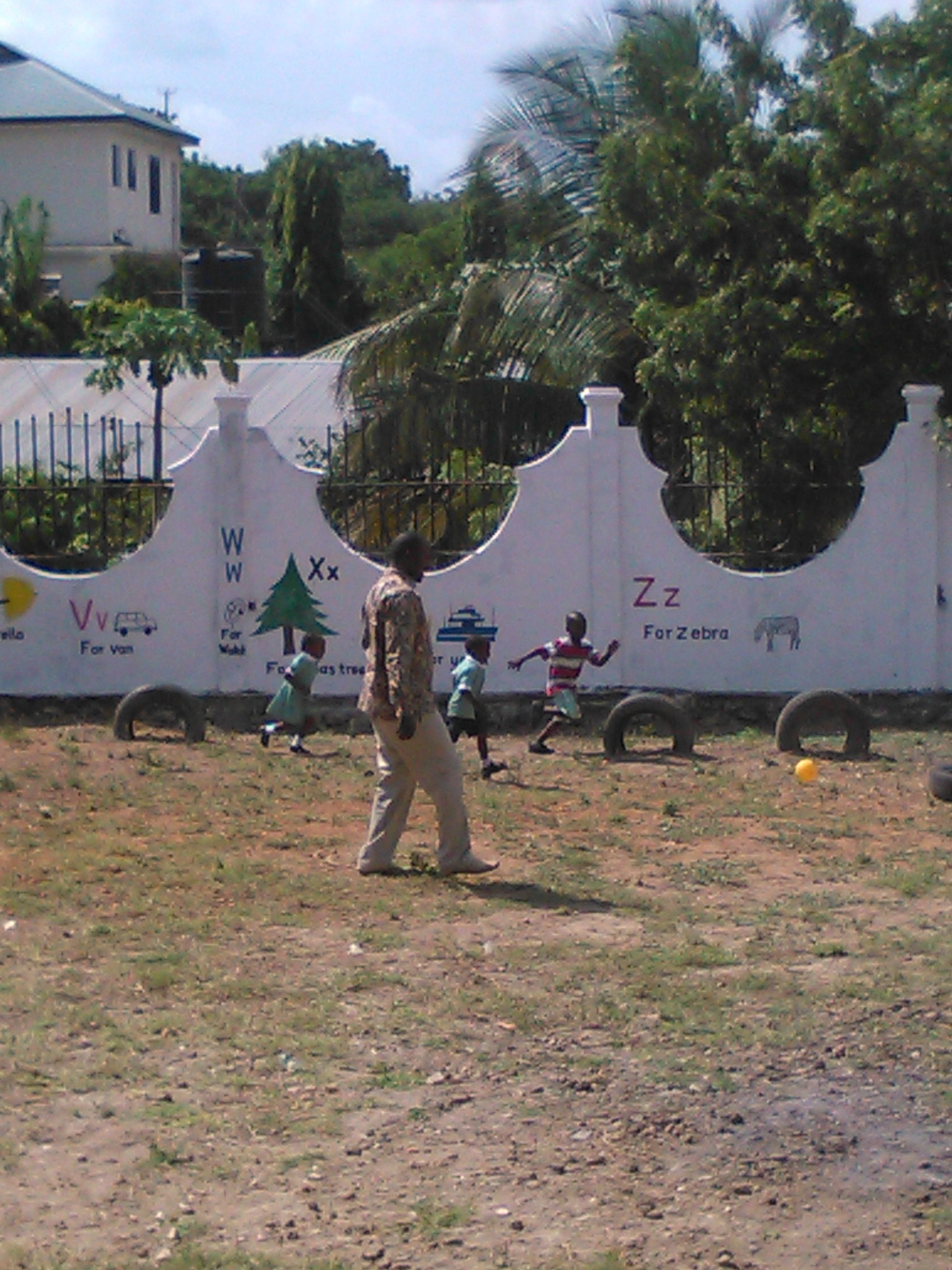 Stay in Dar es Salaam & volunteer to Teach English language, French, build a play area/ground, or bring other worldly experience for Kindergarten children.