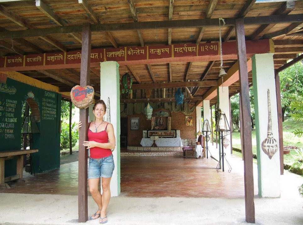 Volunteering at Gambhira Eco Yoga Aldea and enlarge your knowledge about sustainable activities like permaculture, forestry, bio construction, ecotourism, vegetarian / vegan cuisine, art, yoga retreats and more