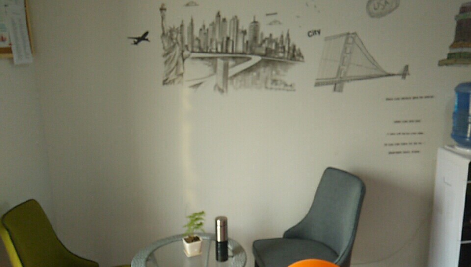Stay in my place. Help decorate or help teach english