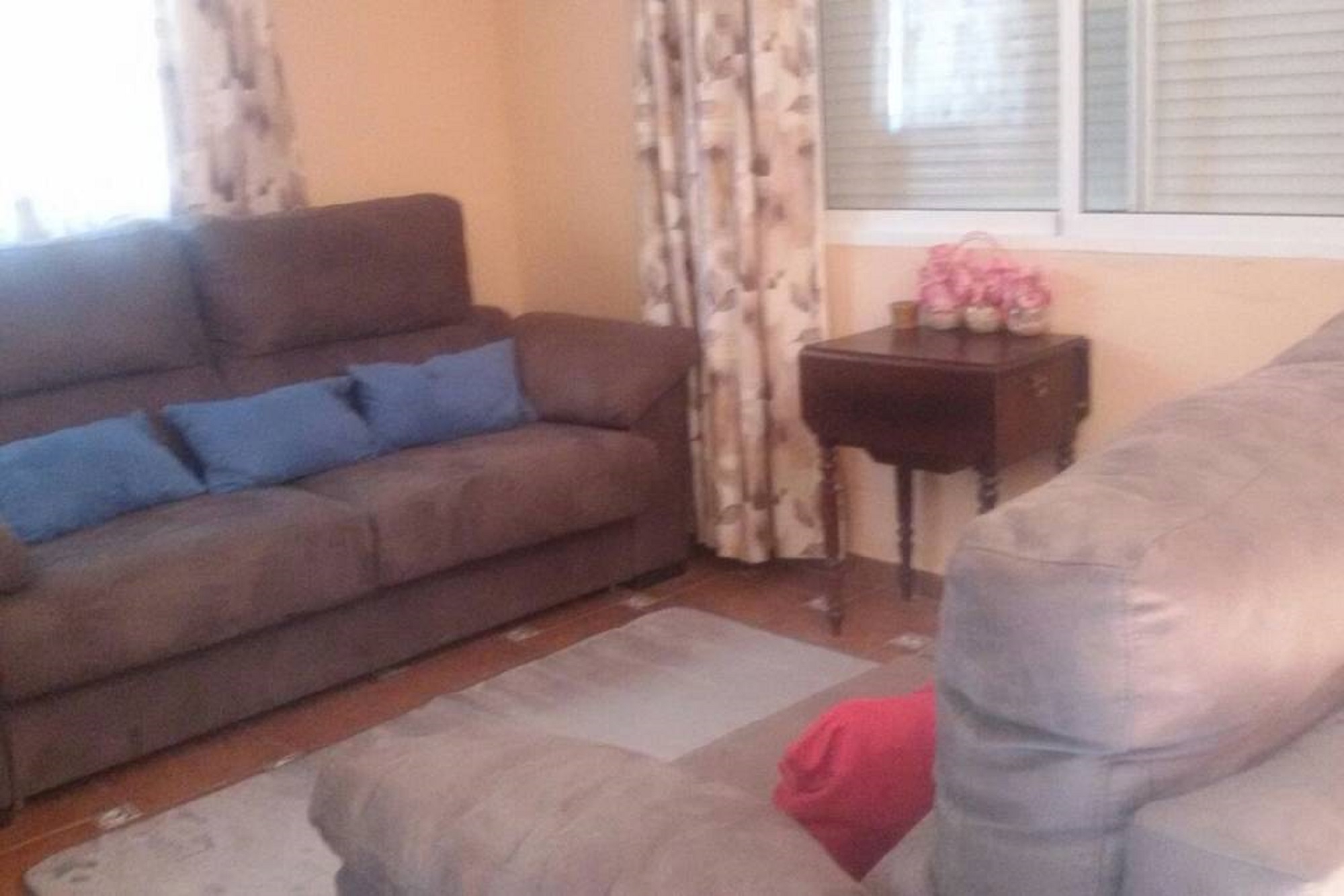 Big country house about 150 m2 and a wooden cabane about 35 m2 all equiped with saun, jacuzzi,pool, paellero and gamezone