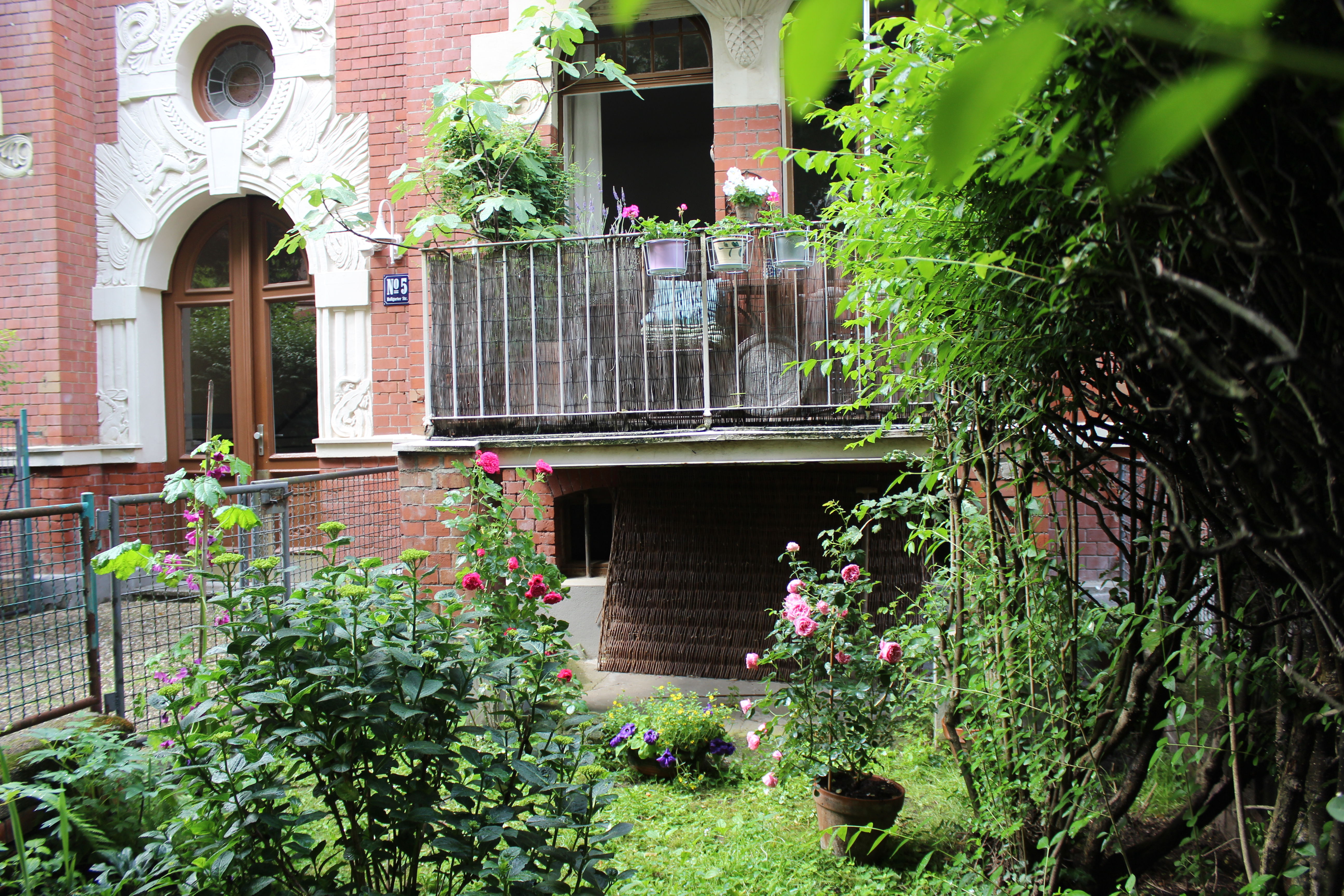 Have a nice time in Wiesbaden in your own room